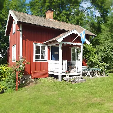 Röda Stugan På Slinken-3